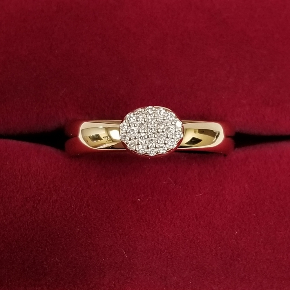 18k Yellow Gold Pave Set Diamond Cluster Ring